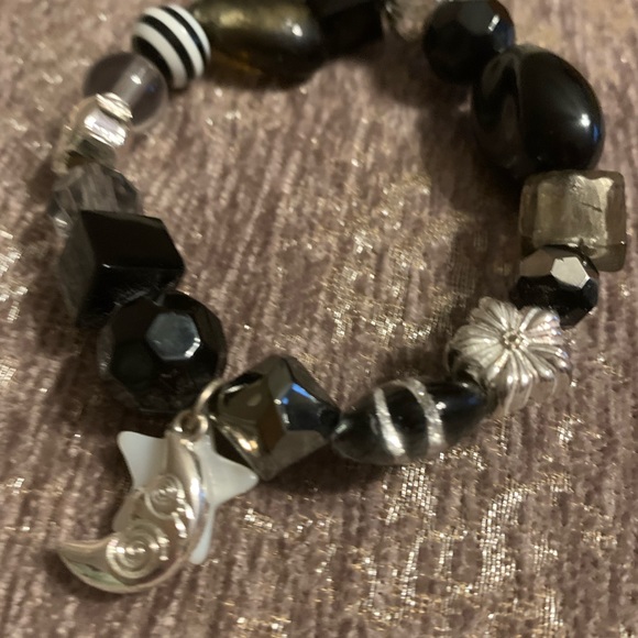 Stars and Moon Charm Beaded Bracelet, Black and White, Like New - Picture 2 of 3
